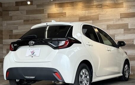 Toyota Yaris, 2020 год, 800 000 рублей, 3 фотография