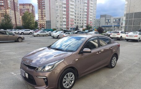 KIA Rio IV, 2020 год, 1 670 000 рублей, 2 фотография