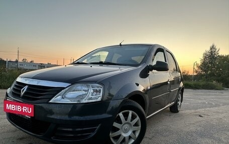 Renault Logan I, 2010 год, 380 000 рублей, 3 фотография