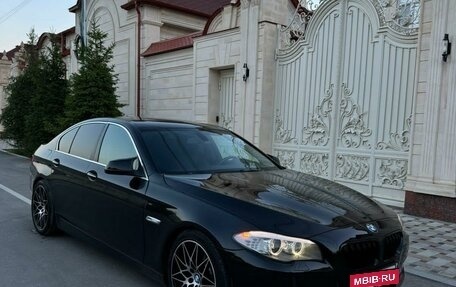 BMW 5 серия, 2012 год, 1 190 000 рублей, 2 фотография