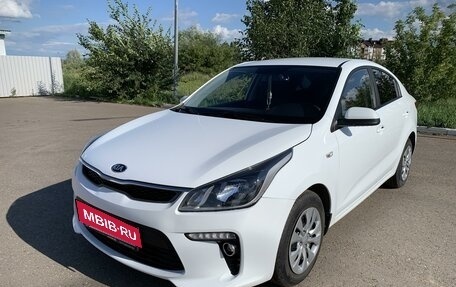 KIA Rio IV, 2020 год, 1 550 000 рублей, 2 фотография