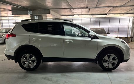 Toyota RAV4, 2016 год, 2 549 000 рублей, 4 фотография