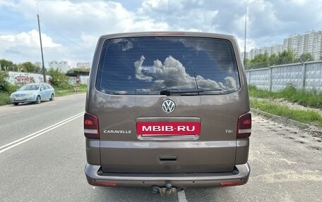 Volkswagen Caravelle T5, 2014 год, 1 650 000 рублей, 4 фотография