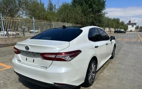 Toyota Camry, 2020 год, 2 700 000 рублей, 3 фотография