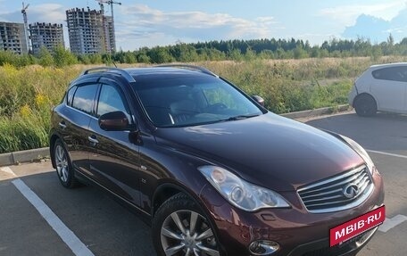 Infiniti QX50 I рестайлинг, 2013 год, 1 750 000 рублей, 4 фотография