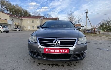 Volkswagen Passat B6, 2005 год, 700 000 рублей, 2 фотография