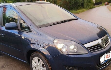 Opel Zafira B, 2012 год, 700 000 рублей, 2 фотография