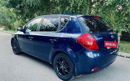 KIA cee'd I рестайлинг, 2008 год, 585 000 рублей, 3 фотография