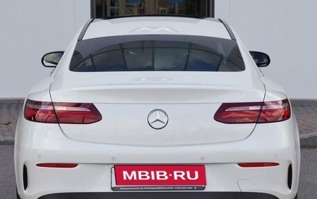 Mercedes-Benz E-Класс, 2018 год, 4 630 777 рублей, 4 фотография