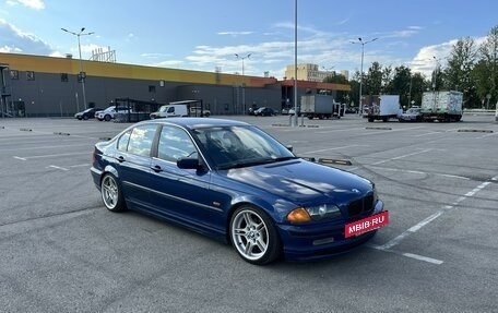 BMW 3 серия, 2001 год, 700 000 рублей, 3 фотография