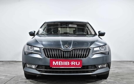 Skoda Superb III рестайлинг, 2018 год, 1 765 000 рублей, 3 фотография