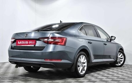 Skoda Superb III рестайлинг, 2018 год, 1 765 000 рублей, 5 фотография