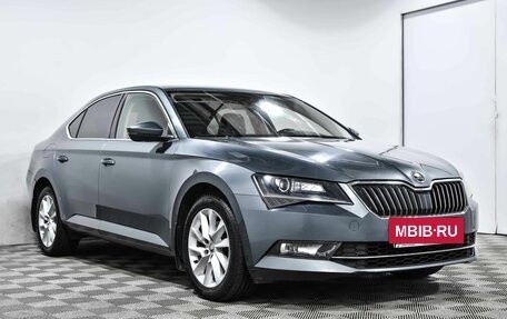 Skoda Superb III рестайлинг, 2018 год, 1 765 000 рублей, 4 фотография