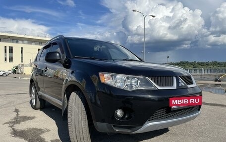 Mitsubishi Outlander III рестайлинг 3, 2007 год, 1 500 000 рублей, 6 фотография