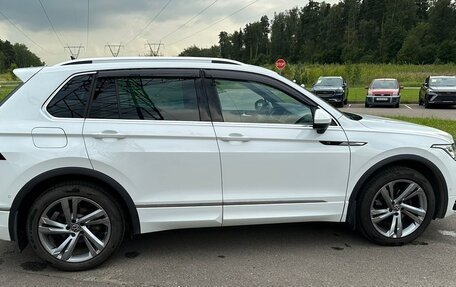 Volkswagen Tiguan II, 2021 год, 3 940 000 рублей, 7 фотография