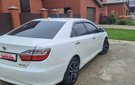 Toyota Camry, 2017 год, 2 310 000 рублей, 2 фотография