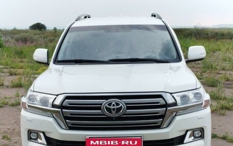 Toyota Land Cruiser 200, 2016 год, 6 800 000 рублей, 2 фотография