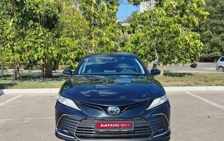 Toyota Camry, 2021 год, 3 700 000 рублей, 1 фотография