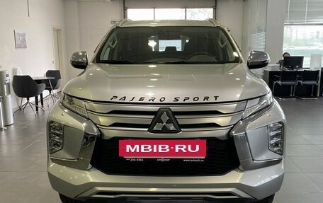 Mitsubishi Pajero Sport III рестайлинг, 2022 год, 4 819 000 рублей, 2 фотография