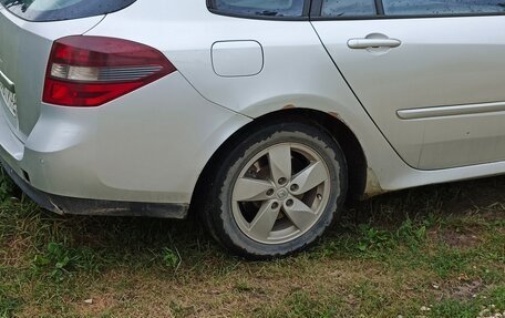 Renault Laguna III рестайлинг, 2009 год, 450 000 рублей, 2 фотография