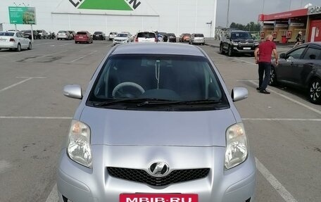 Toyota Vitz, 2009 год, 700 000 рублей, 2 фотография