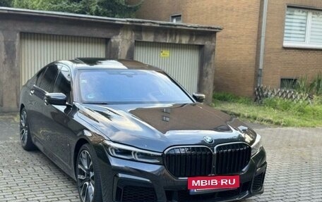 BMW 7 серия, 2020 год, 13 850 000 рублей, 2 фотография