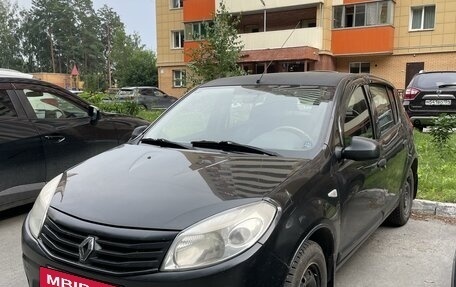 Renault Sandero I, 2010 год, 400 000 рублей, 2 фотография