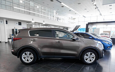 KIA Sportage IV рестайлинг, 2017 год, 2 030 000 рублей, 3 фотография