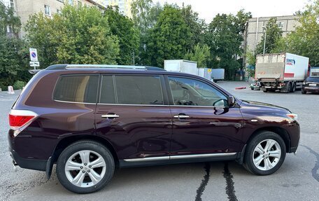 Toyota Highlander III, 2013 год, 2 520 000 рублей, 3 фотография