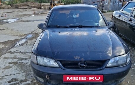 Opel Vectra B рестайлинг, 1996 год, 155 000 рублей, 1 фотография