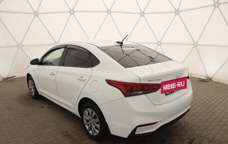 Hyundai Solaris II рестайлинг, 2018 год, 1 240 000 рублей, 4 фотография