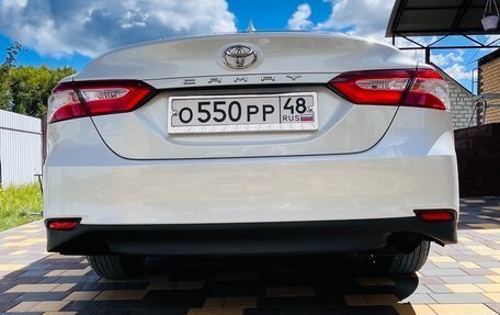 Toyota Camry, 2020 год, 3 350 000 рублей, 5 фотография