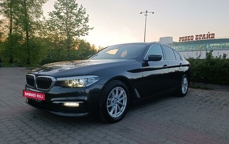 BMW 5 серия, 2019 год, 3 100 000 рублей, 2 фотография