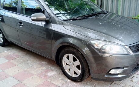 KIA cee'd I рестайлинг, 2010 год, 755 000 рублей, 3 фотография