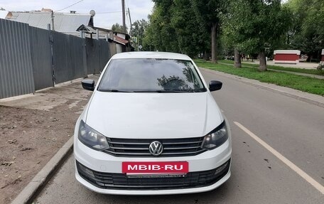 Volkswagen Polo VI (EU Market), 2018 год, 1 400 000 рублей, 2 фотография