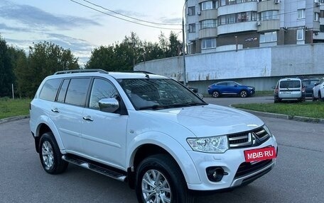 Mitsubishi Pajero Sport II рестайлинг, 2014 год, 2 250 000 рублей, 2 фотография