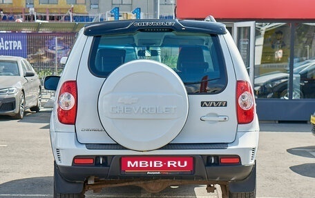 Chevrolet Niva I рестайлинг, 2014 год, 865 000 рублей, 5 фотография