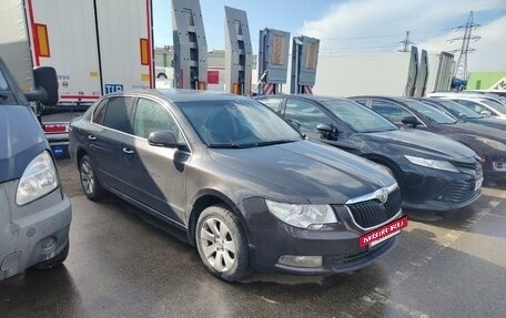 Skoda Superb III рестайлинг, 2010 год, 720 000 рублей, 2 фотография