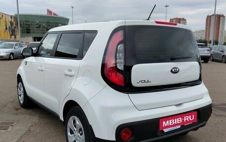 KIA Soul II рестайлинг, 2018 год, 1 734 000 рублей, 2 фотография