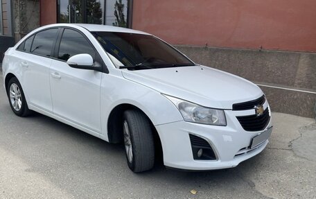 Chevrolet Cruze II, 2014 год, 889 755 рублей, 2 фотография