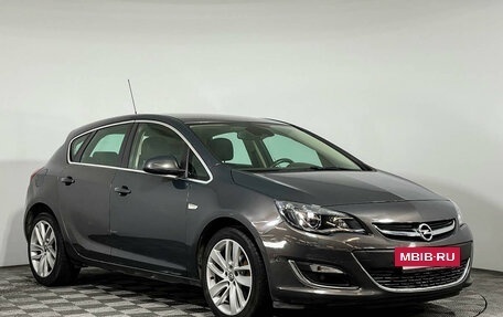 Opel Astra J, 2014 год, 1 140 000 рублей, 3 фотография