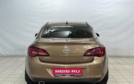 Opel Astra J, 2015 год, 1 150 000 рублей, 6 фотография