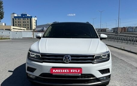 Volkswagen Tiguan II, 2018 год, 3 000 000 рублей, 2 фотография