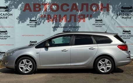 Opel Astra J, 2012 год, 780 000 рублей, 2 фотография