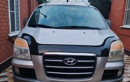 Hyundai Starex I рестайлинг, 2006 год, 593 000 рублей, 3 фотография