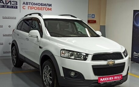 Chevrolet Captiva I, 2014 год, 1 359 000 рублей, 2 фотография