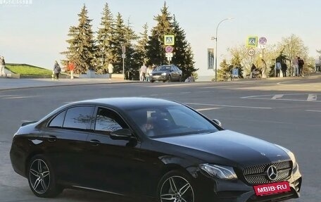 Mercedes-Benz E-Класс, 2019 год, 4 200 000 рублей, 2 фотография