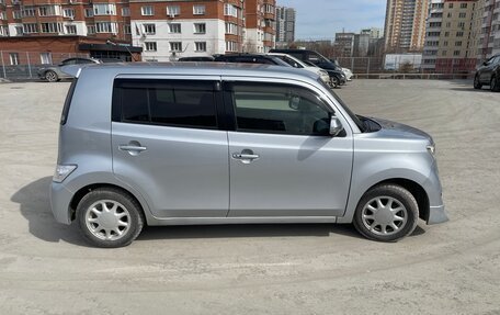 Toyota bB II рестайлинг, 2009 год, 870 000 рублей, 3 фотография