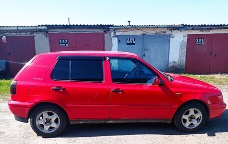 Volkswagen Golf III, 1996 год, 310 000 рублей, 2 фотография