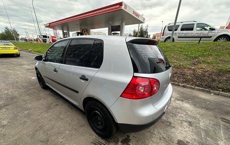 Volkswagen Golf V, 2004 год, 700 000 рублей, 3 фотография